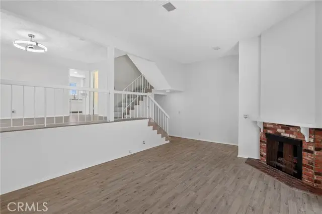 18410 Lull Street  #1, Reseda, CA 91335 - #2