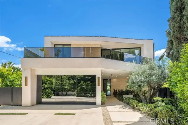 16988 Strawberry Drive, Encino, CA 91436 - #1