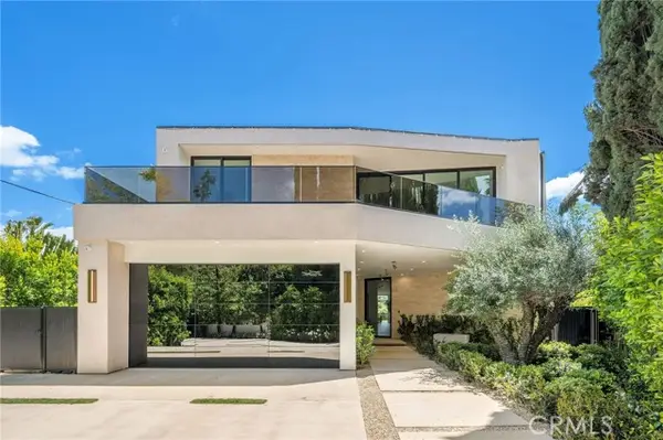 16988 Strawberry Drive, Encino, CA 91436