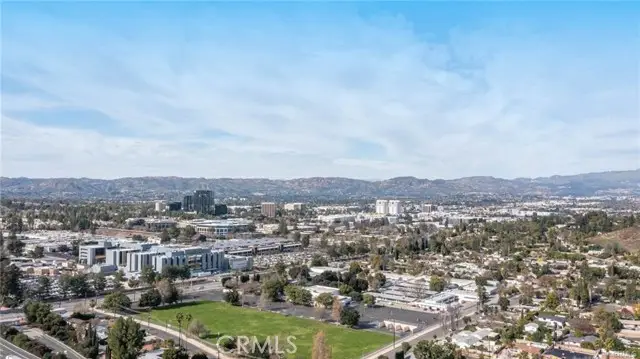 5220 Premiere Hills Circle  #228, Woodland Hills, CA 91364 - #3