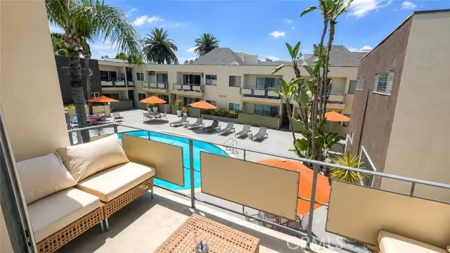 1233 Laurel  #211, West Hollywood, CA 90046 - #3