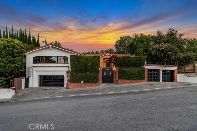 21520 Arcos, Woodland Hills, CA 91364 - #1
