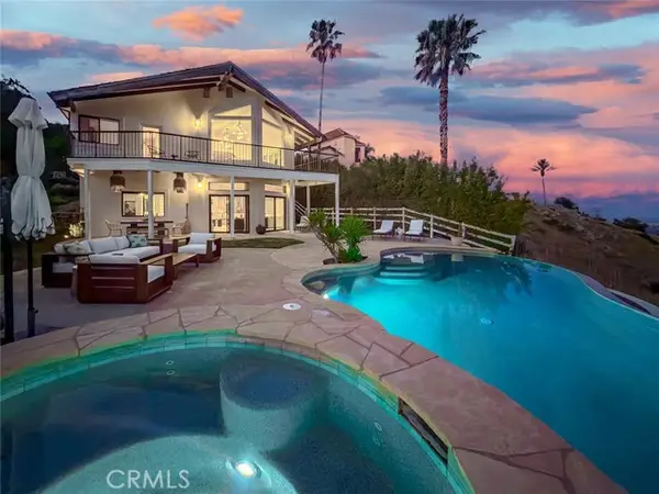 130 Dapplegray, West Hills, CA 91307