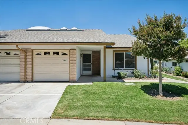 19311 Oak Crossing Road, Newhall, CA 91321 - #1