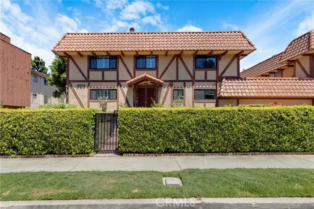 5834 Etiwanda Avenue  #7, Tarzana, CA 91356 - #1