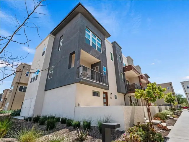 27013 Hummingbird Lane, Valencia, CA 91381 - #1