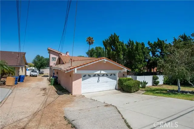10516 Independence, Chatsworth, CA 91311 - #2