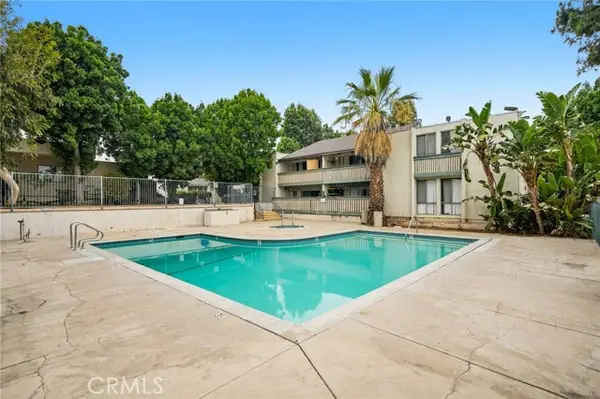 8601 International Avenue  #234, Canoga Park, CA 91304