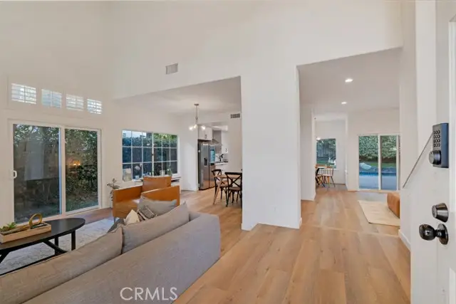 5038 Durant Court, Oak Park, CA 91377 - #2