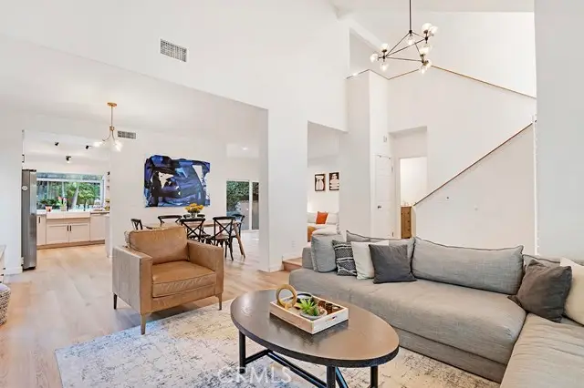 5038 Durant Court, Oak Park, CA 91377 - #3