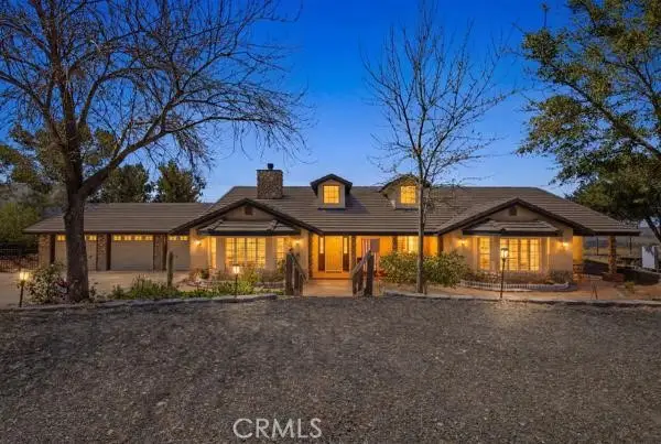 9722 Hierba, Santa Clarita, CA 91390 - #1