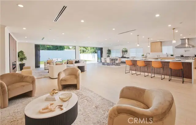 16158 Magnolia, Encino, CA 91436 - #2