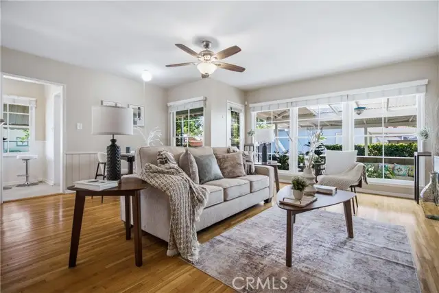 17061 Lorne, Van Nuys, CA 91406 - #1