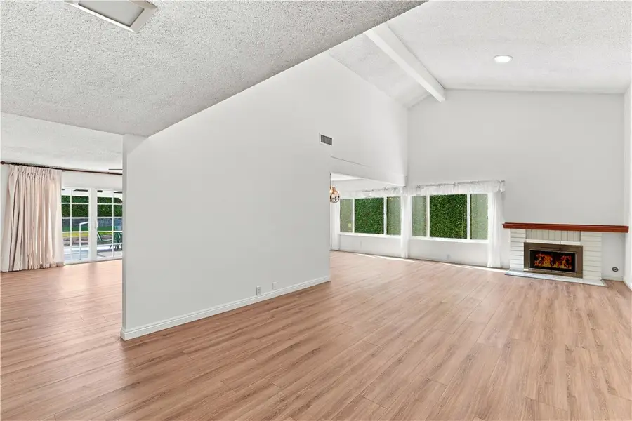 2354 Collier Court, Simi Valley, CA 93065 - #3