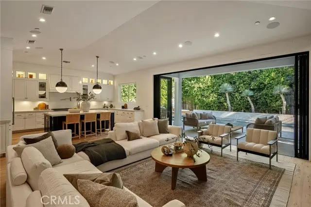 16130 Otsego Street, Encino, CA 91436 - #3