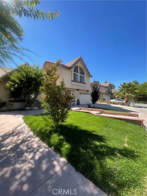 37763 52nd, Palmdale, CA 93552