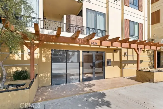 6938 Laurel Canyon, North Hollywood, CA 91605 - #1