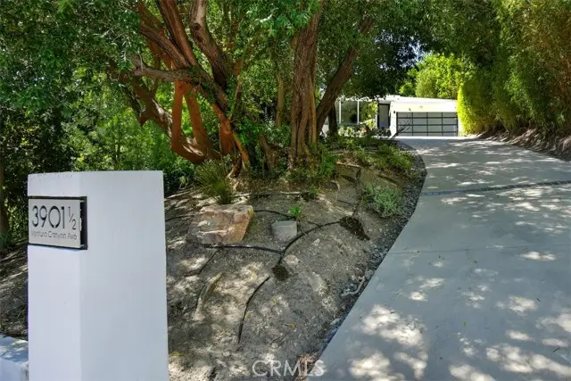 3901 Ventura Canyon Avenue, Sherman Oaks, CA 91423 - #2