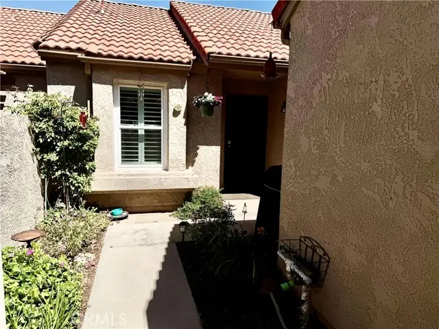 19946 Ave of the Oaks, Newhall, CA 91321 - #3
