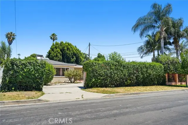15841 Marlin Place, Van Nuys, CA 91406 - #3