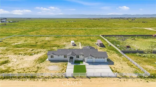 7636 AVENUE A4, Lancaster, CA 93536 - #2