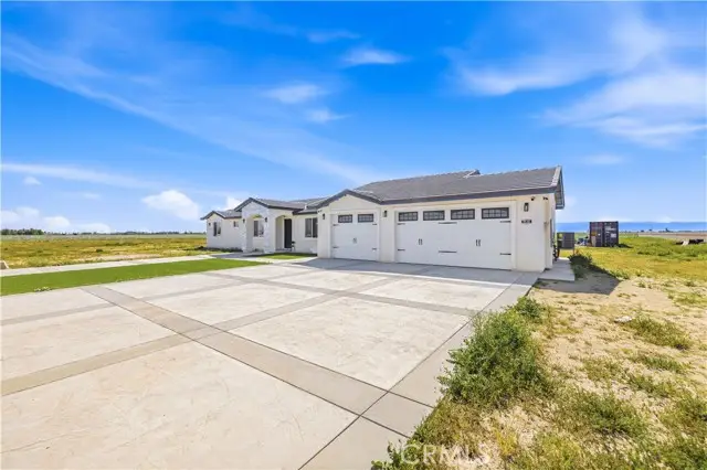 7636 AVENUE A4, Lancaster, CA 93536 - #3