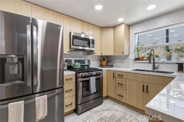 8927 Cedros  #14, Panorama City, CA 91402 - #1