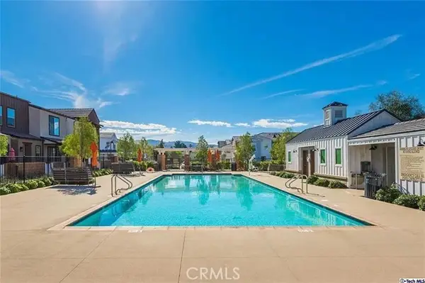 122 Red Brick  #2, Simi Valley, CA 93065