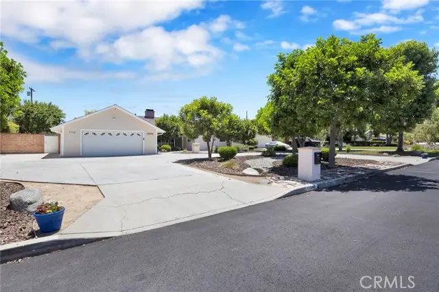 17540 Sunburst Street, Northridge, CA 91325 - #3