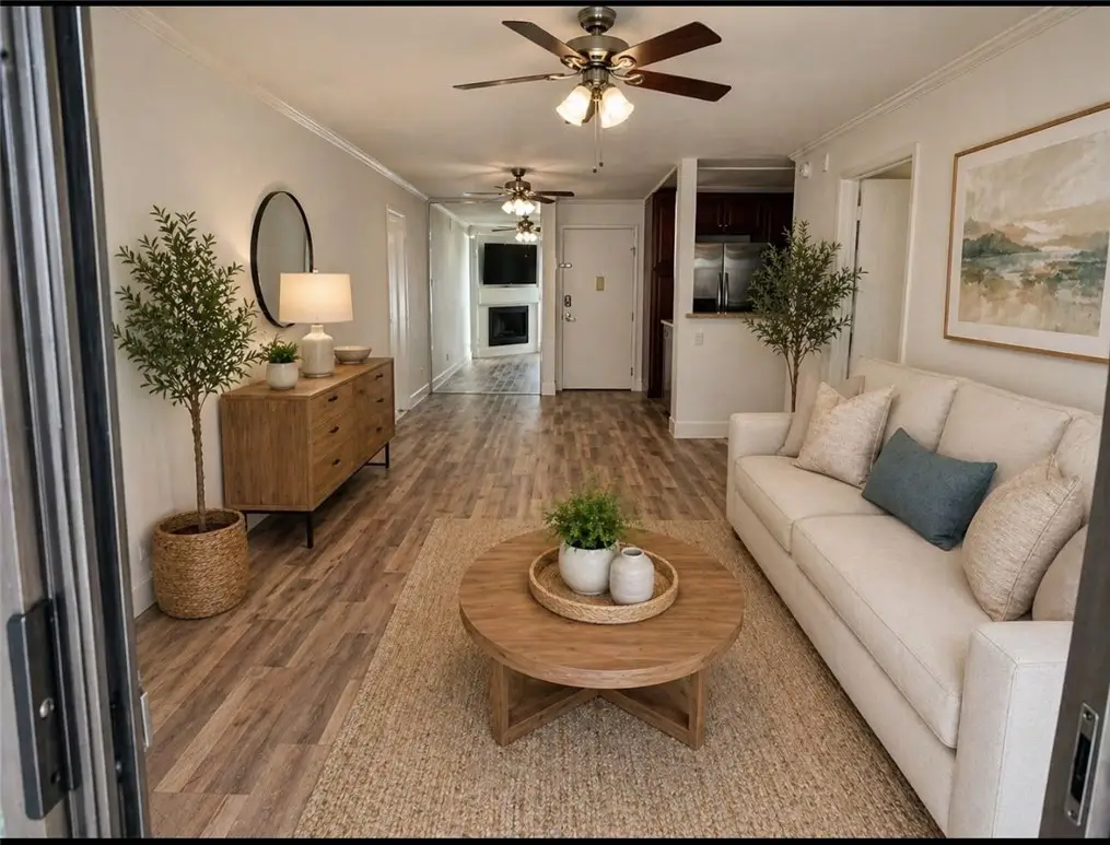 5550 Owensmouth, Woodland Hills, CA 91367 - #1