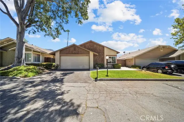 14071 Fenton Lane, Sylmar, CA 91342 - #1