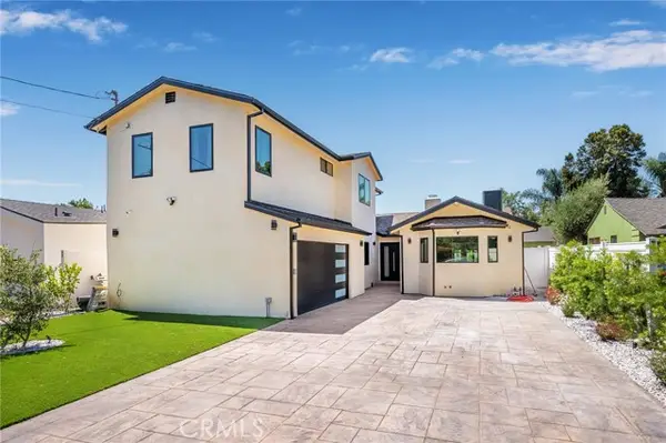 13562 Addison Street, Sherman Oaks, CA 91423