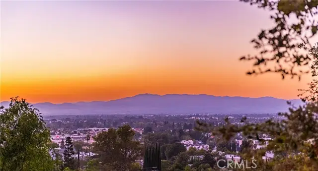 14325 Millbrook Drive, Sherman Oaks, CA 91423 - #3