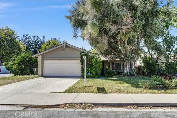 24389 La Glorita, Newhall, CA 91321