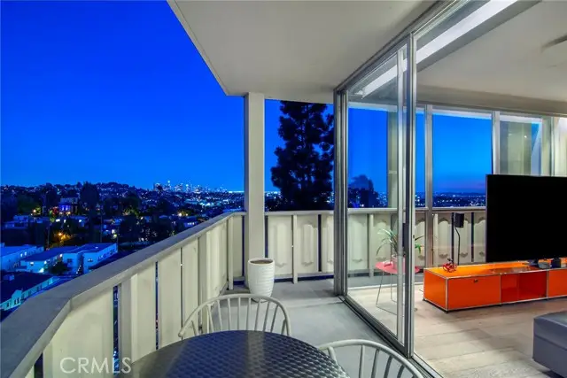 4411 Los Feliz Boulevard  #1007, Los Angeles, CA 90027 - #1