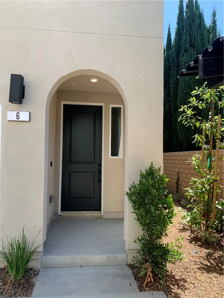9425 N. Sepulveda Blvd.  #6, North Hills, CA 91343 - #2