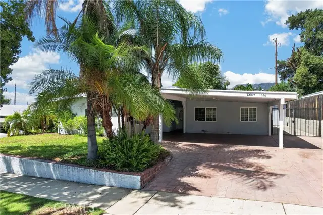 13307 Sayre, Sylmar, CA 91342 - #2