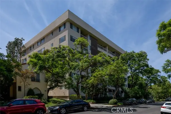 441 Oakhurst  #604, Beverly Hills, CA 90210