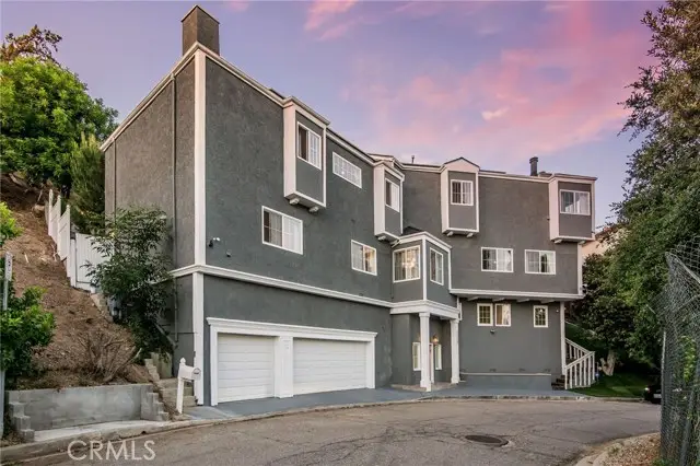 23200 Cass Avenue, Woodland Hills, CA 91364 - #2
