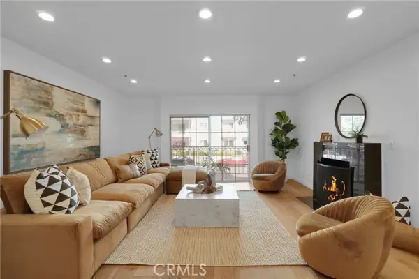 1871 Greenfield Avenue  #102, Los Angeles, CA 90025