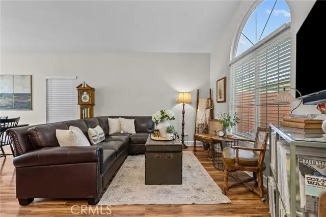 24510 Apple St., Newhall, CA 91321 - #3