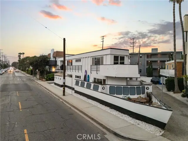 3906 Pacific Avenue, Marina Del Rey, CA 90292 - #3