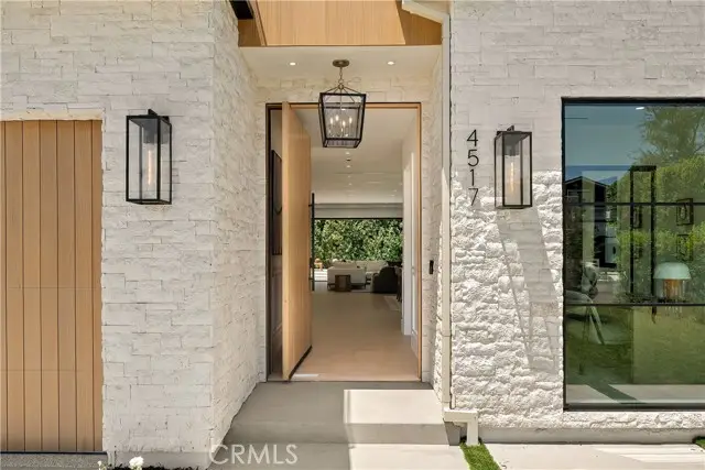 4517 Longridge Avenue, Sherman Oaks, CA 91423 - #3