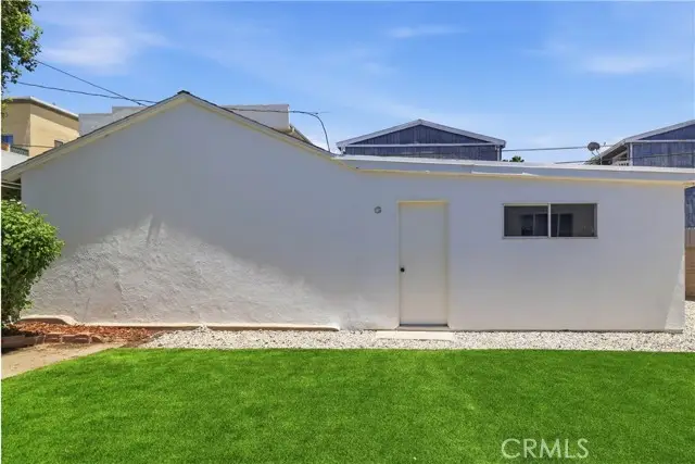 7446 Dempsey Avenue, Van Nuys, CA 91406 - #3