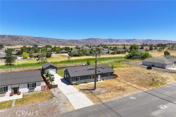 28301 stallion springs drive, Tehachapi, CA 93561