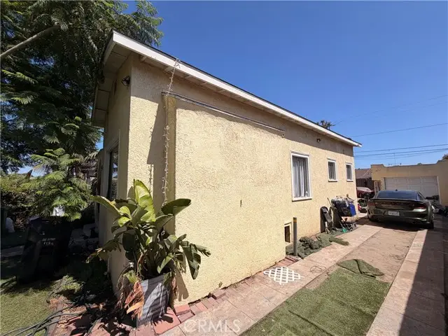 1156 65th, Los Angeles, CA 90001 - #3