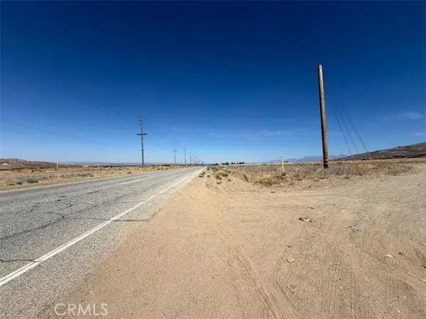 1602 Vac/Cor S/Farnborough, Palmdale, CA 93551