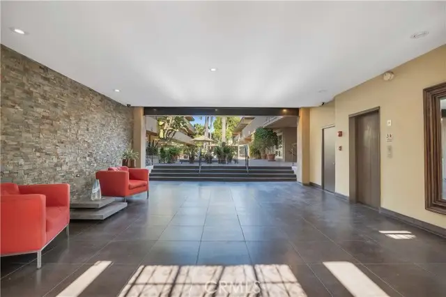 970 Palm Avenue  #200, West Hollywood, CA 90069 - #3