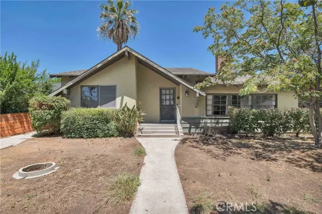 23635 Bessemer Street, Woodland Hills, CA 91367 - #2