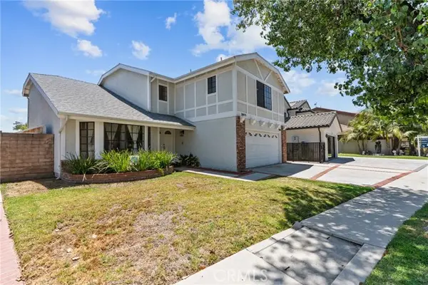 18012 Raymer, Northridge, CA 91325
